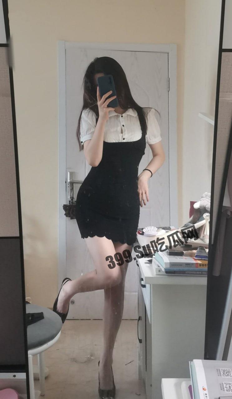 抖音 6 万粉网红女神大尺度性爱视频流出 外表超级无敌清纯 白皙粉嫩的皮肤绝顶蜜臀-1